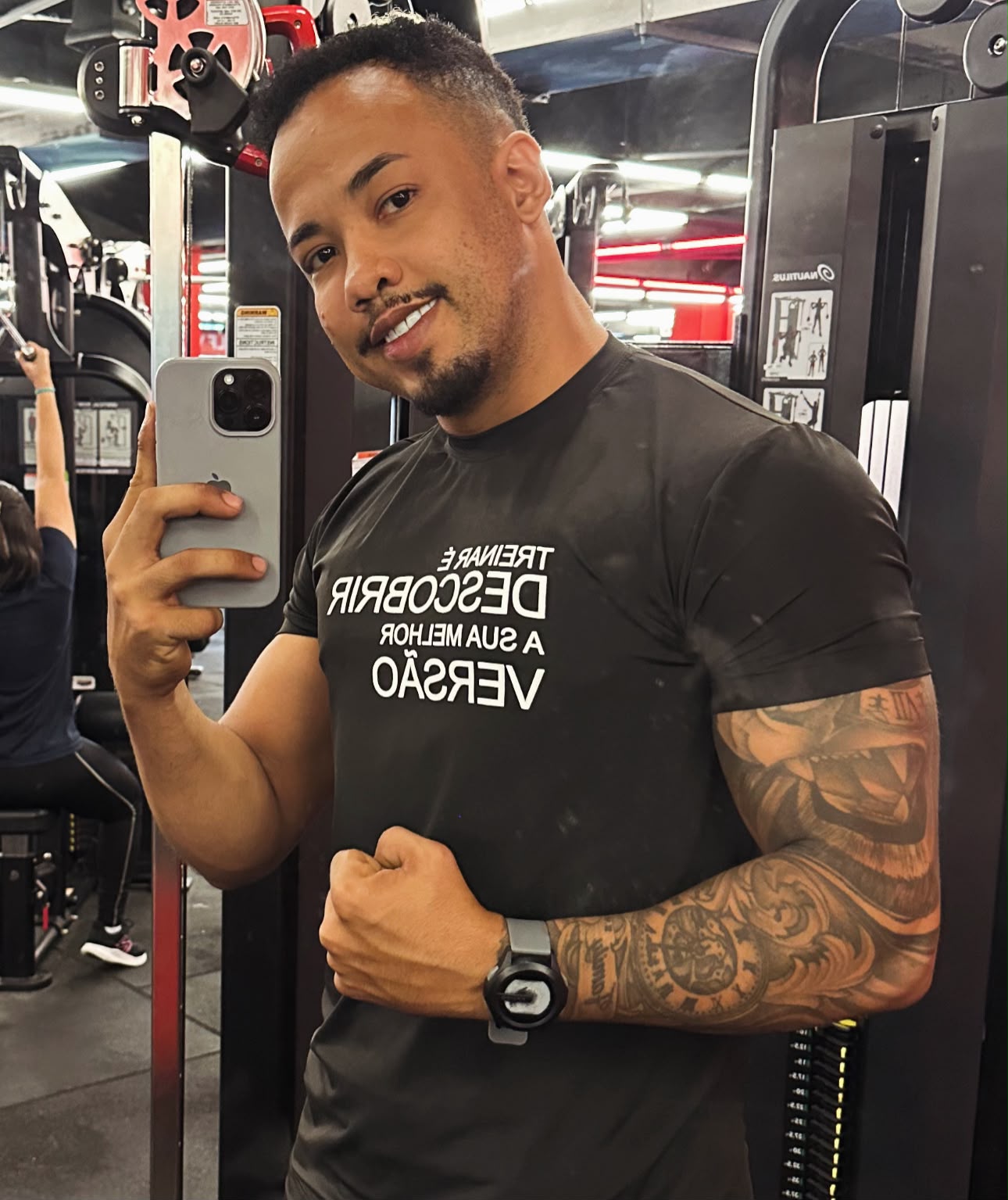 Otávio Abner em ação — musculação e Fit Dance